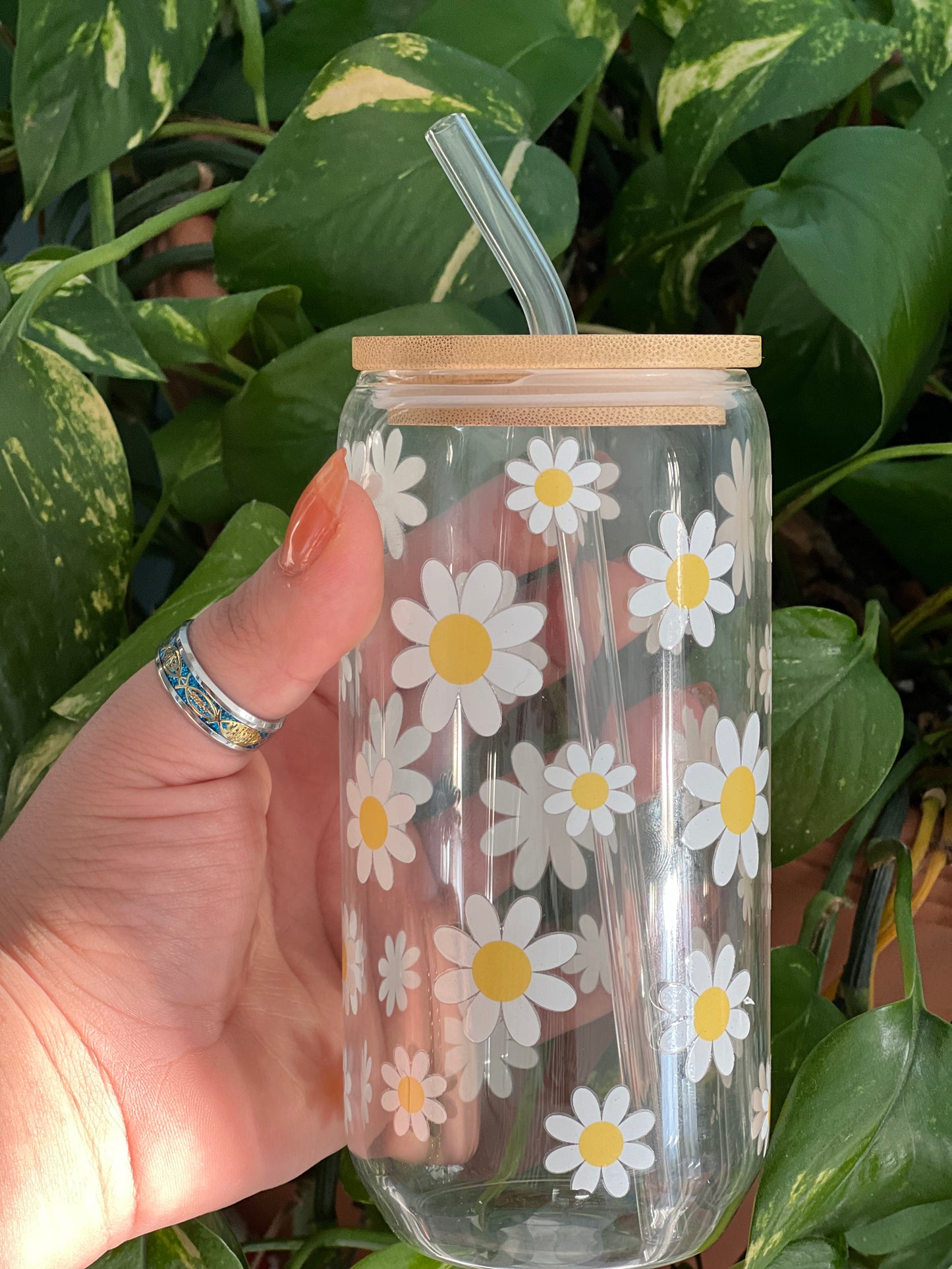 Daisies- 18oz glass cup